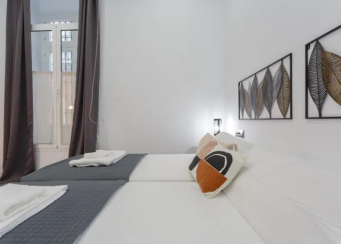 Cruise Adapted By Cadiz4rentals